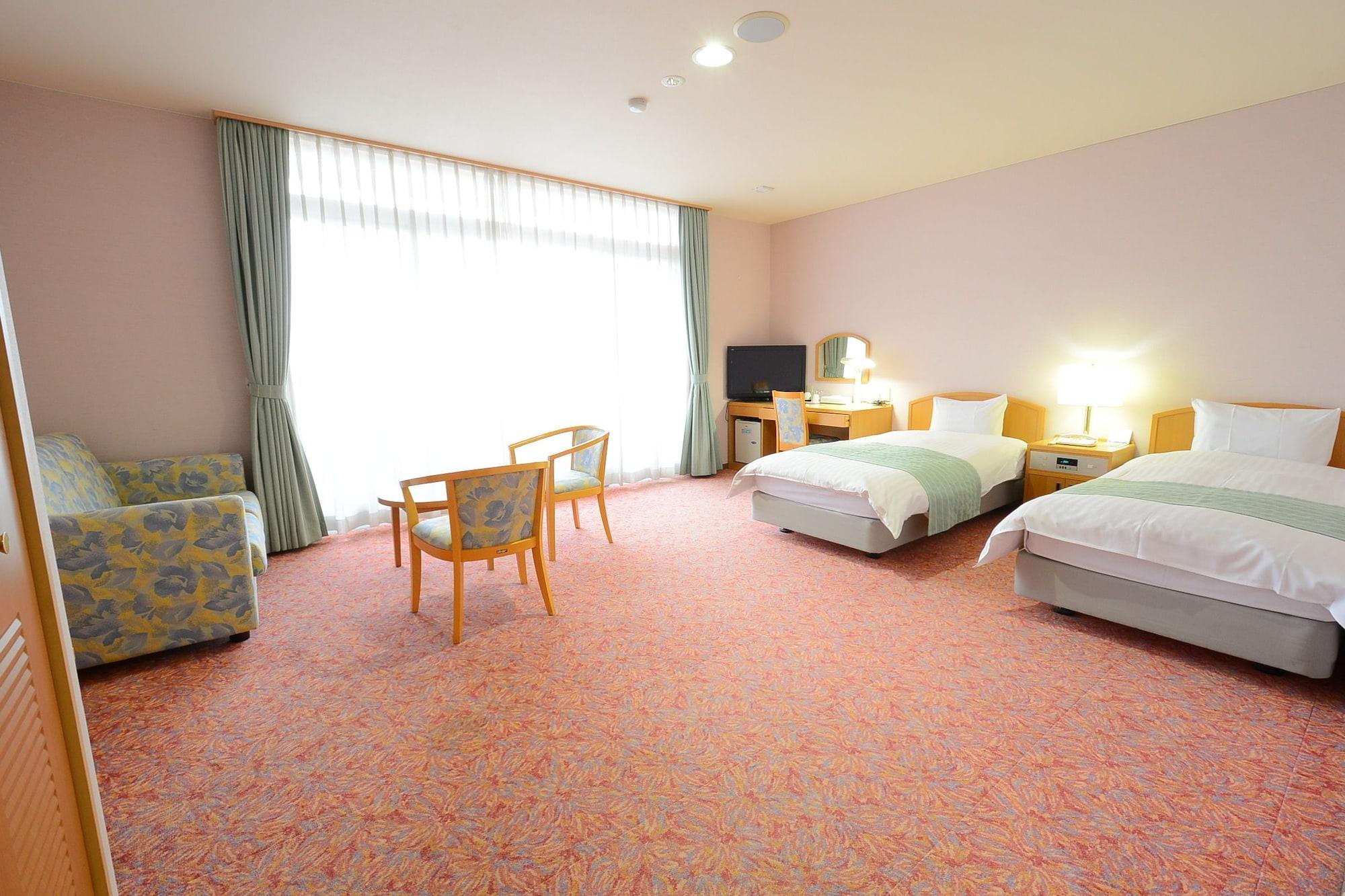 Hotel Lavenir Бией Екстериор снимка